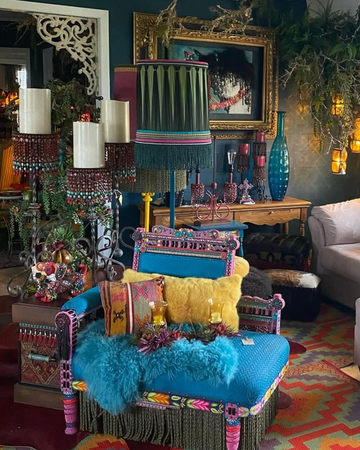 Vintage Shopping with lamps and couches at Zapp Hall